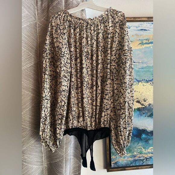 Free people bodysuit cream and black long sleeve bodysuit size medium - Picture 3 of 13